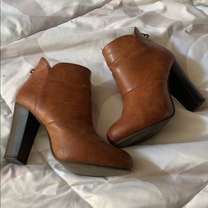 Steve Madden brown leather booties